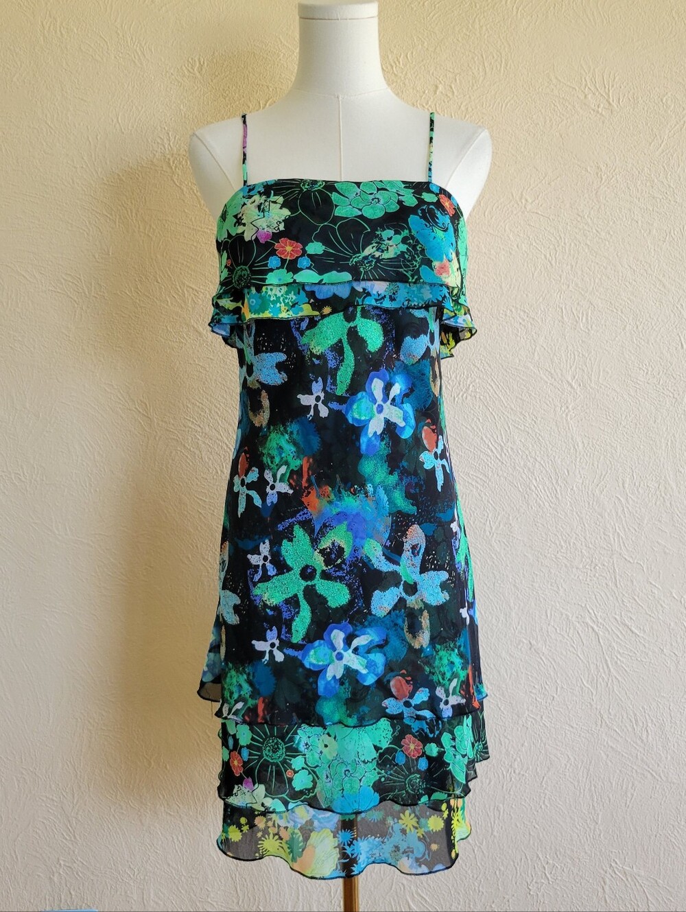 Thalia Sodi | Black & Vibrant Blue Green Floral Slip Dress